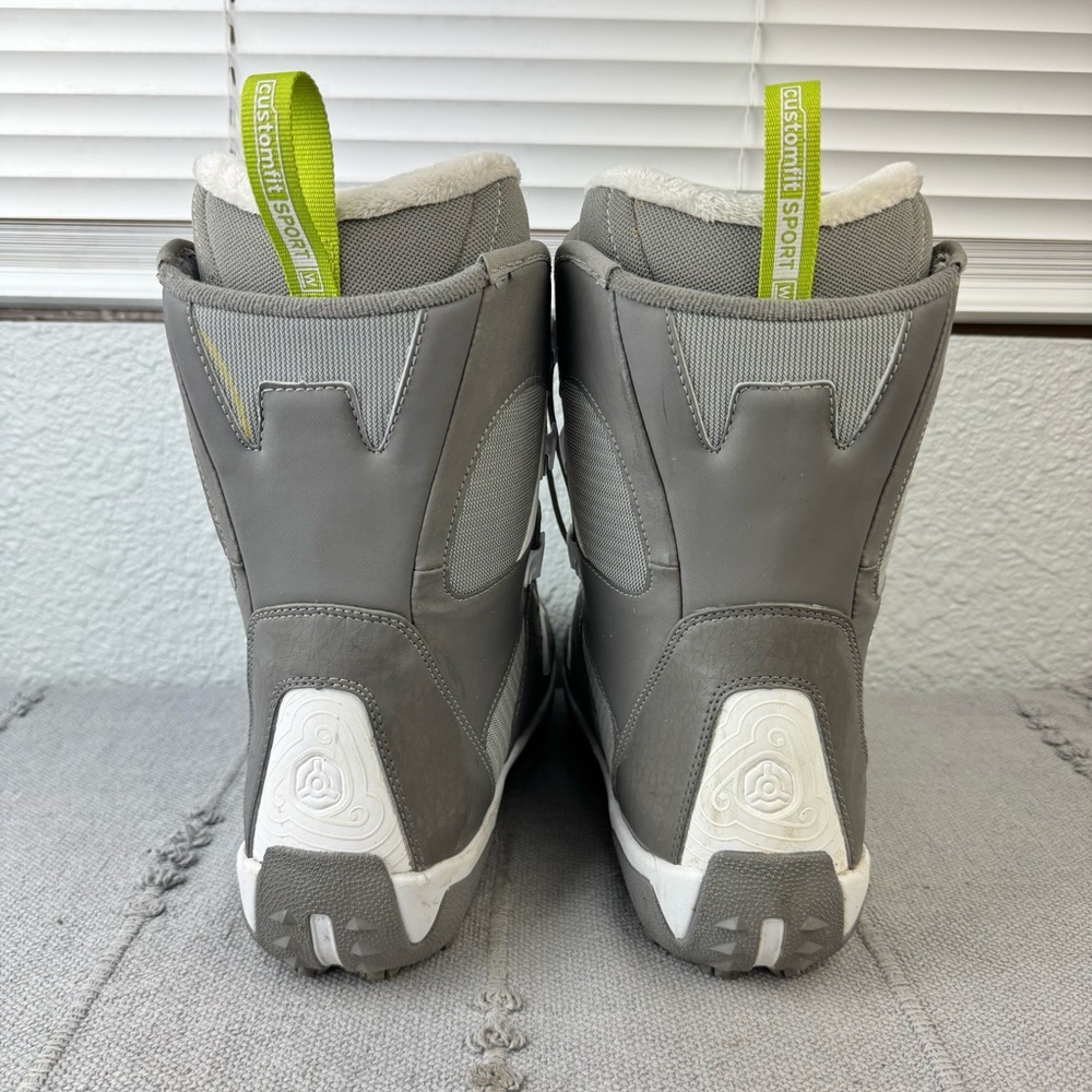 Salomon Ivy Snowboarding Snowboard Boots Gray Green Women Size 8 - Picture 4 of 8